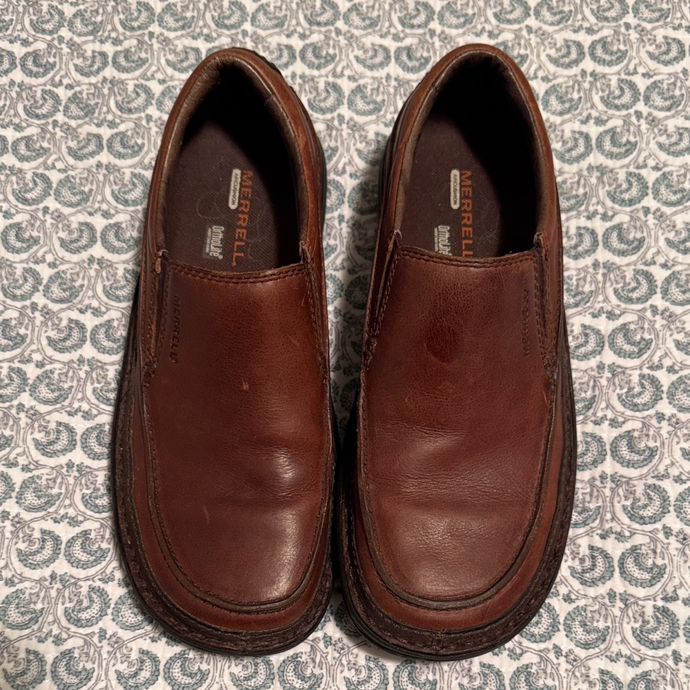 Merrell Men's Rich Brown Leather Loafers